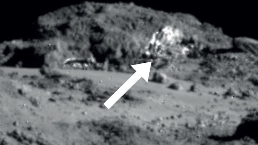 Water-Ice Found On Comet 67P's Surface | IFLScience