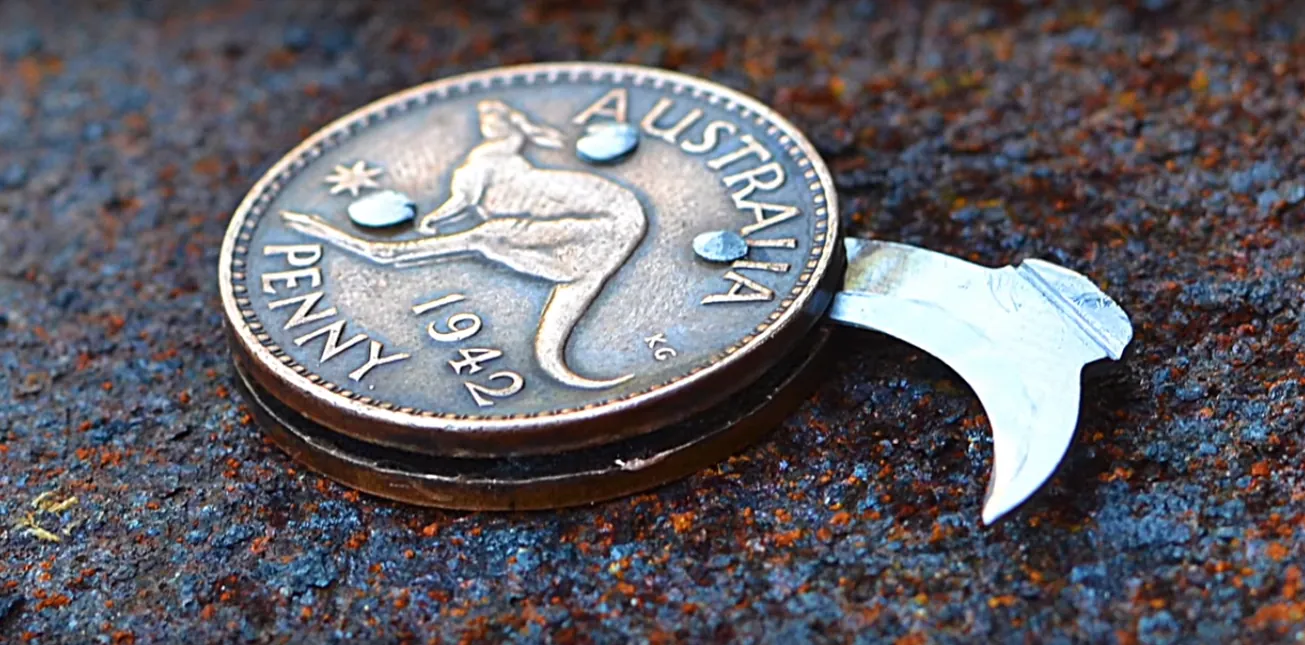 激レア!新品未使用デッドストック カンタベリーCanterburyオーストラリア Australian Coins Can Now Be Lethal Weapons | IFLScience