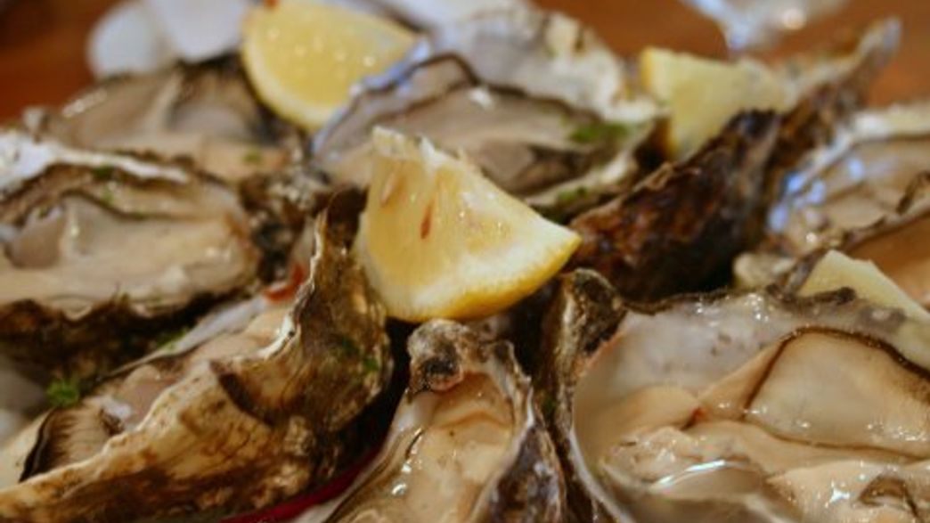 Food Poisoning Expert Reveals 6 Things He Refuses To Eat IFLScience