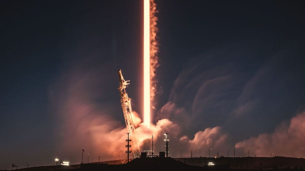 Fcc Approves Starlink Spacex S Ambitious Broadband Internet Satellite Service Plan