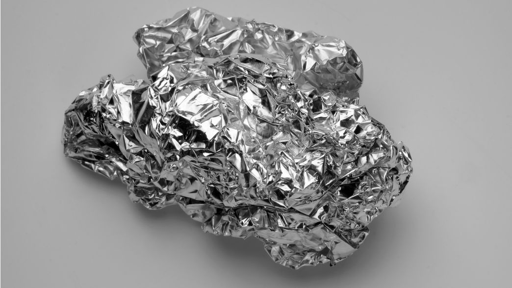 Here's Why You Should Probably Wrap Your Car Keys In Tin Foil IFLScience