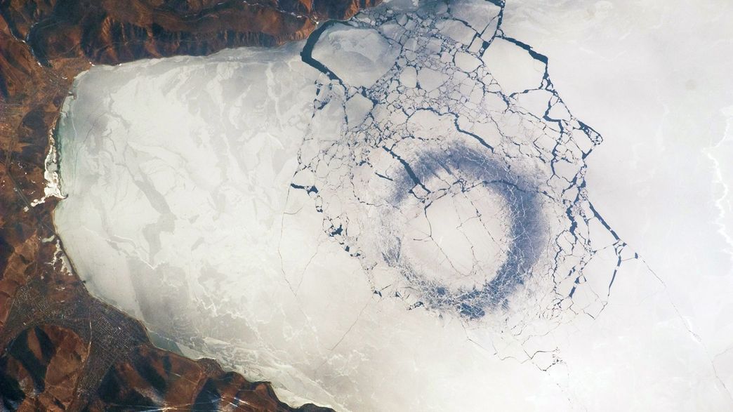 The Mystery Of These Bizarre Ice Rings In Siberia Has Finally Been ...