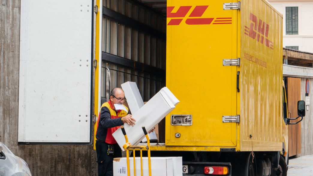 Can You Catch Coronavirus From The Mail Or By Touching Your Smartphone