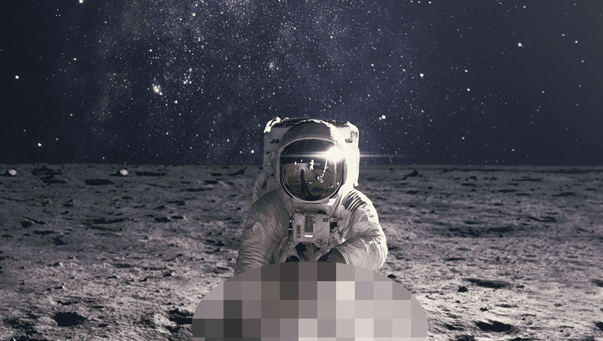 In 2001 Two People Became The First Humans To Have Sex On The Moon 