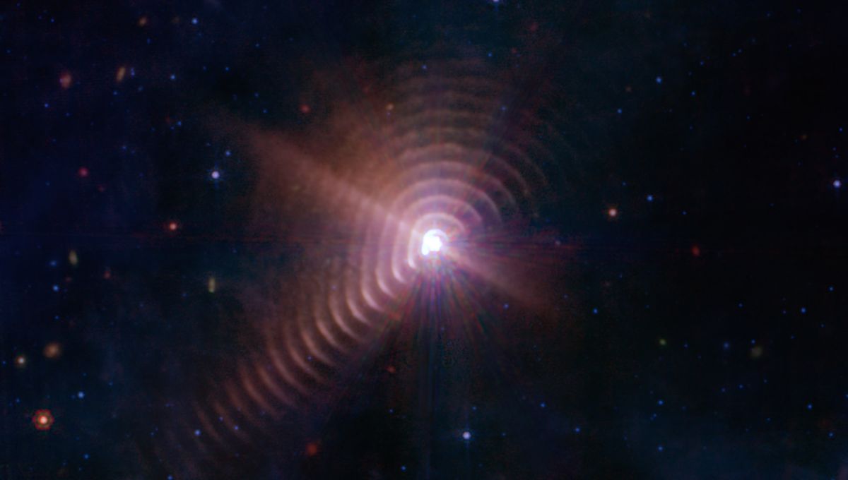 Nasa Shells Extraordinary Shells Around Star Are Caused By Light Accelerating Dust ...