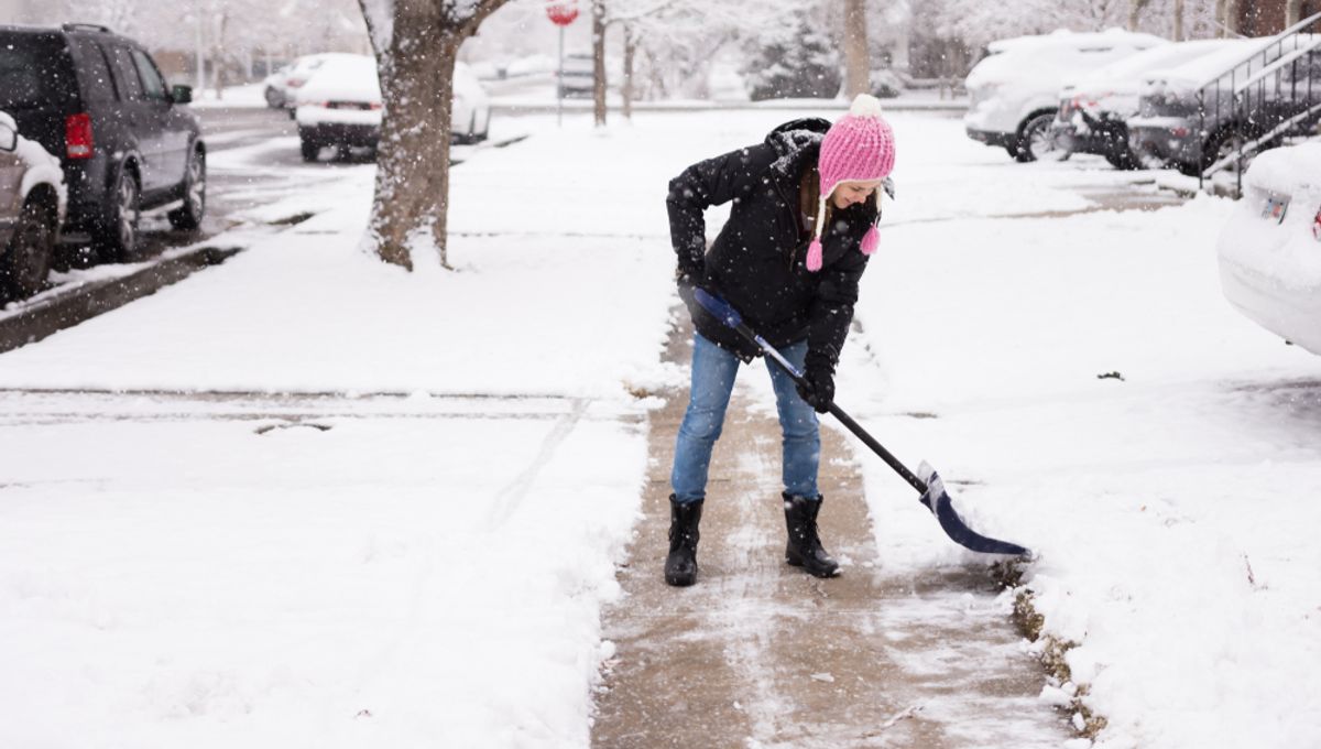 Will Going Out In The Cold Give You A Cold? IFLScience