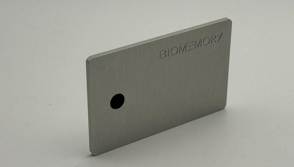 You Can Store Message In DNA With This $1,000 Card | IFLScience