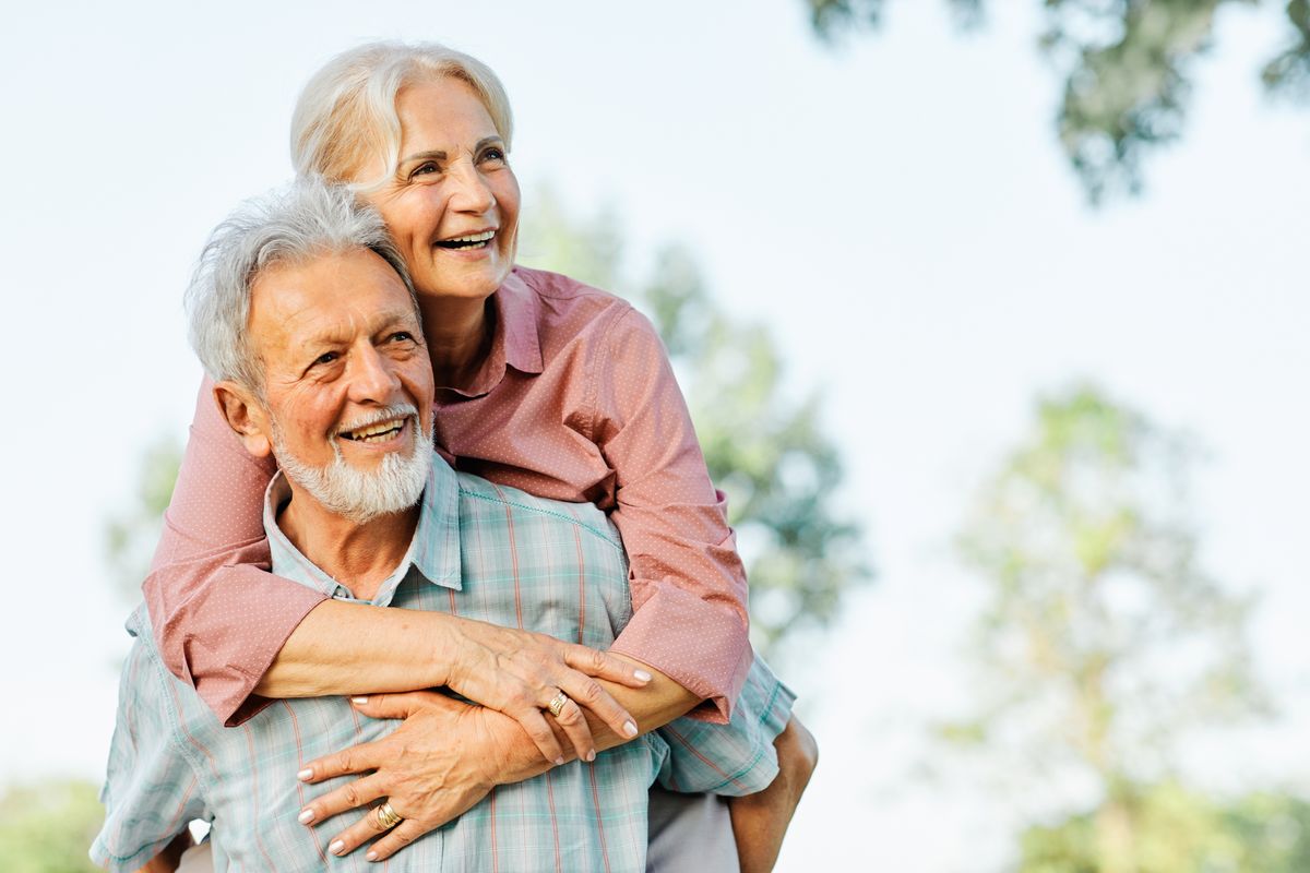Humans Are Living Longer Than Ever‚ And The Male-Female Gap Is Shrinking Too