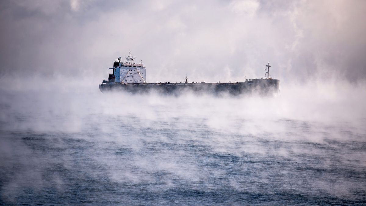 Why Did “Steam” Appear Over the Chicago River In Freezing Temperatures?