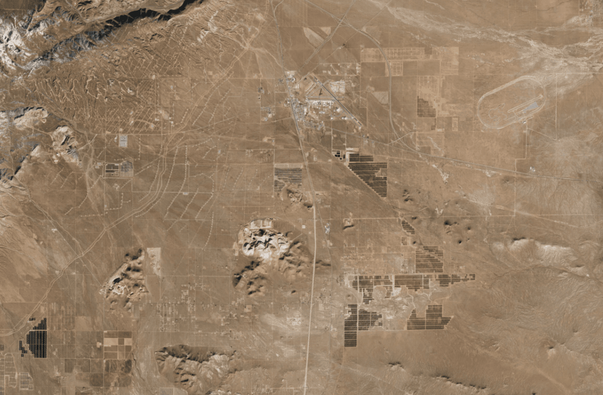 World's Largest Solar Plus Battery Storage System Goes Live In Mojave Desert