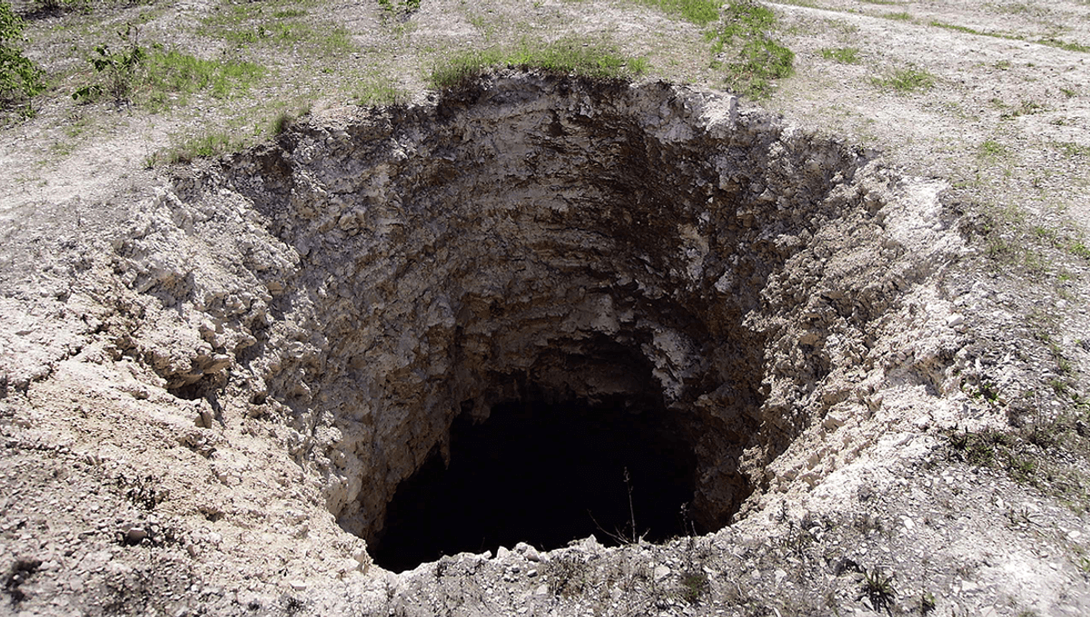 In 2013 A Sinkhole Swallowed A Man's Bedroom As He Slept. No Trace Of Him  Has Been Found. | IFLScience