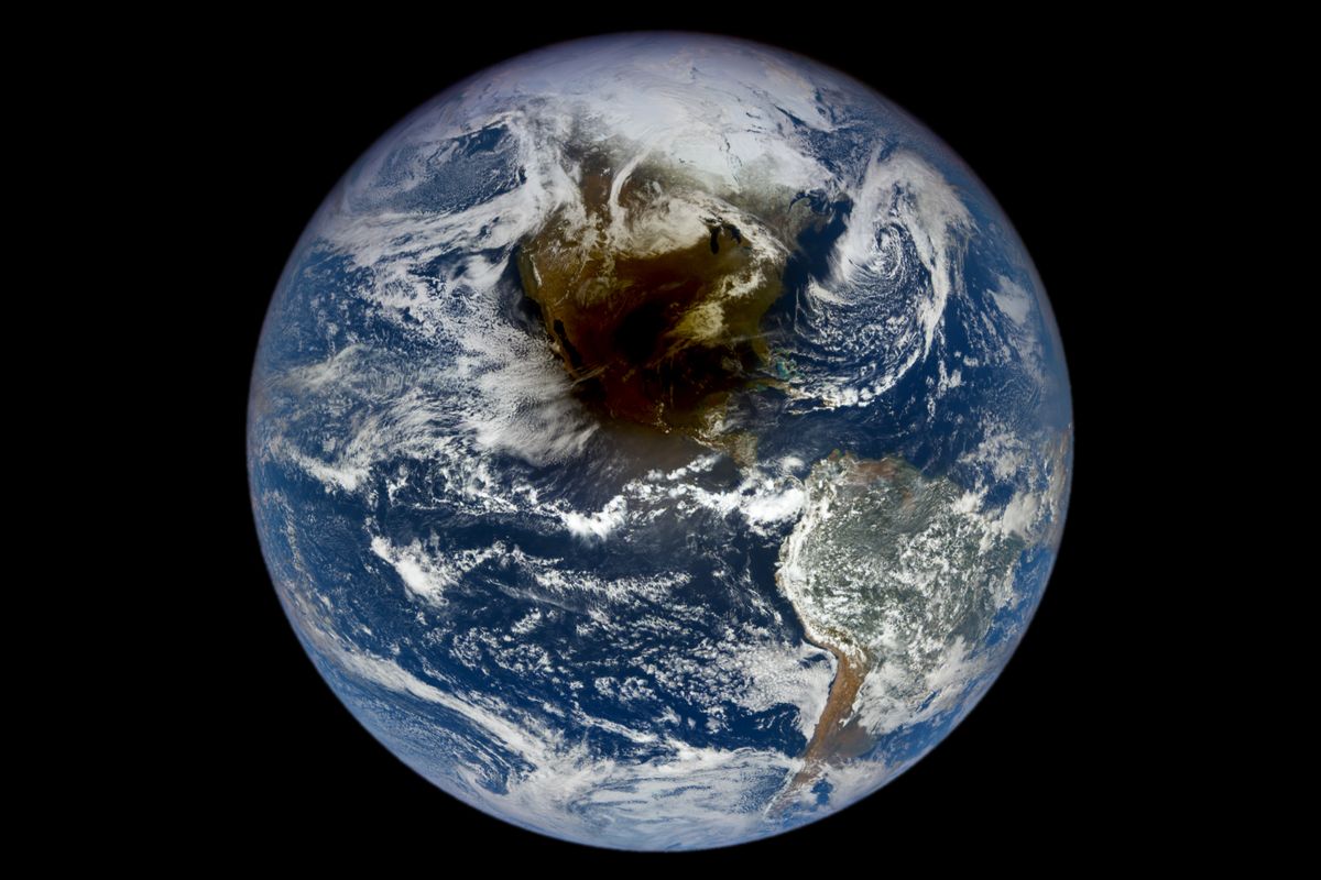 Incredible Photos And Footage Of 2024';s Total Eclipse That Weren';t Taken On Earth