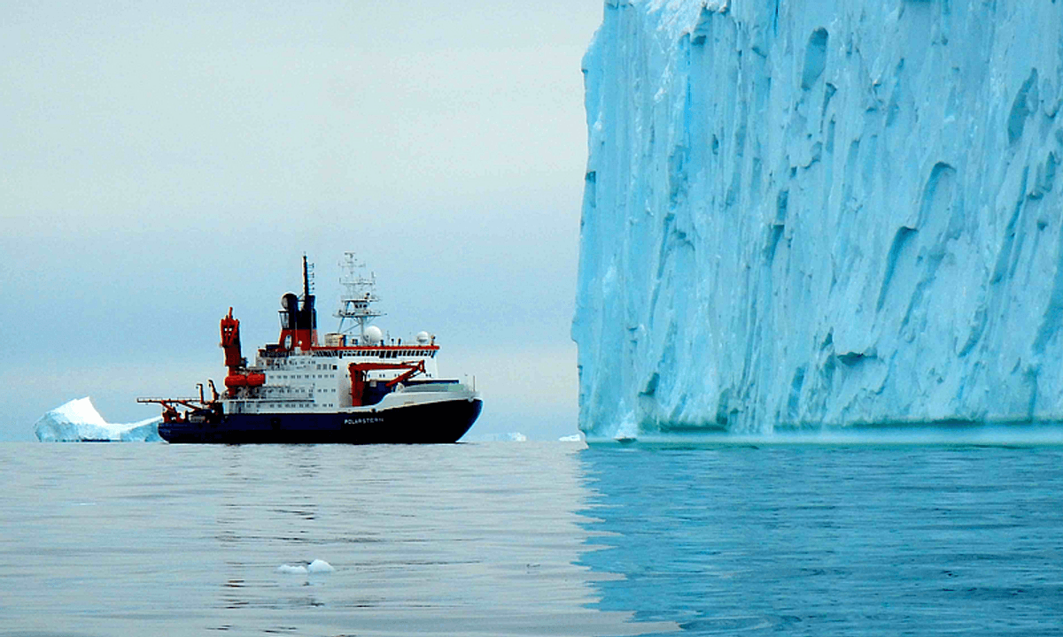 A Giant Ancient River System Revealed Beneath Antarctica’s Ice