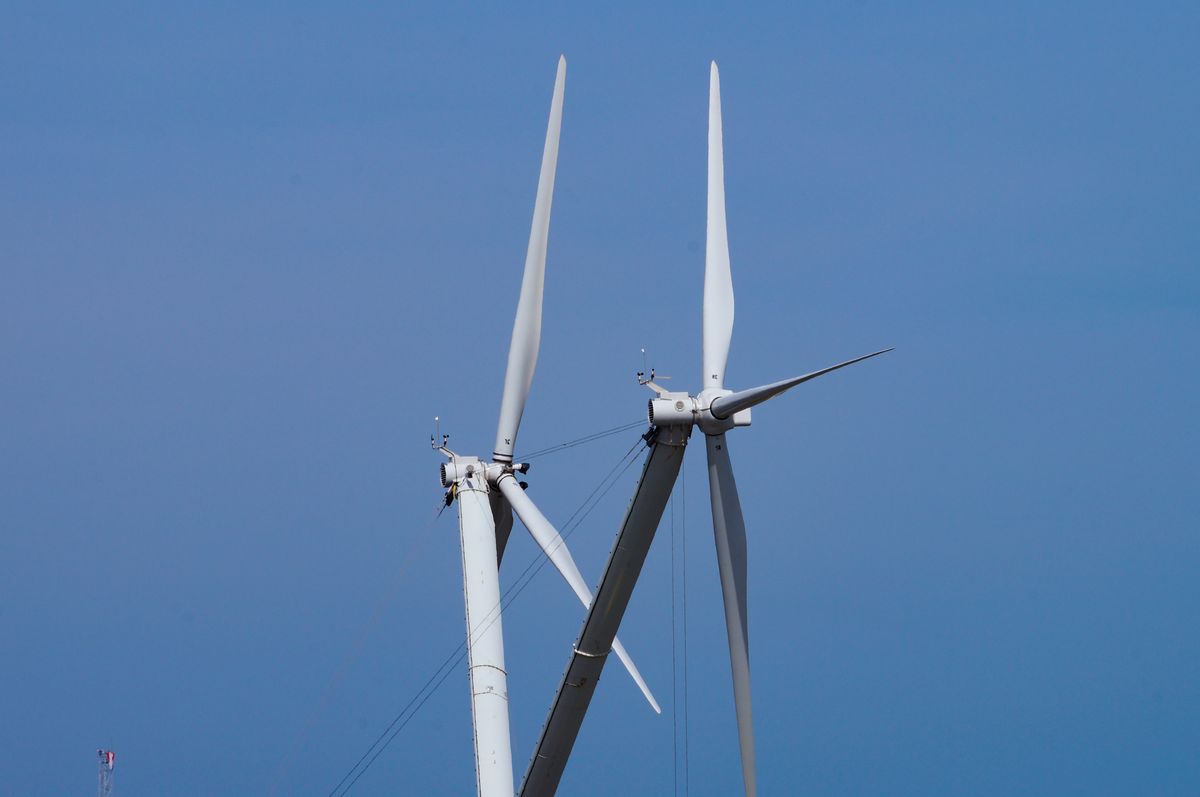 Largest Floating Wind Platform's Twin Giant Turbines Withstand Category 5 Hurricanes