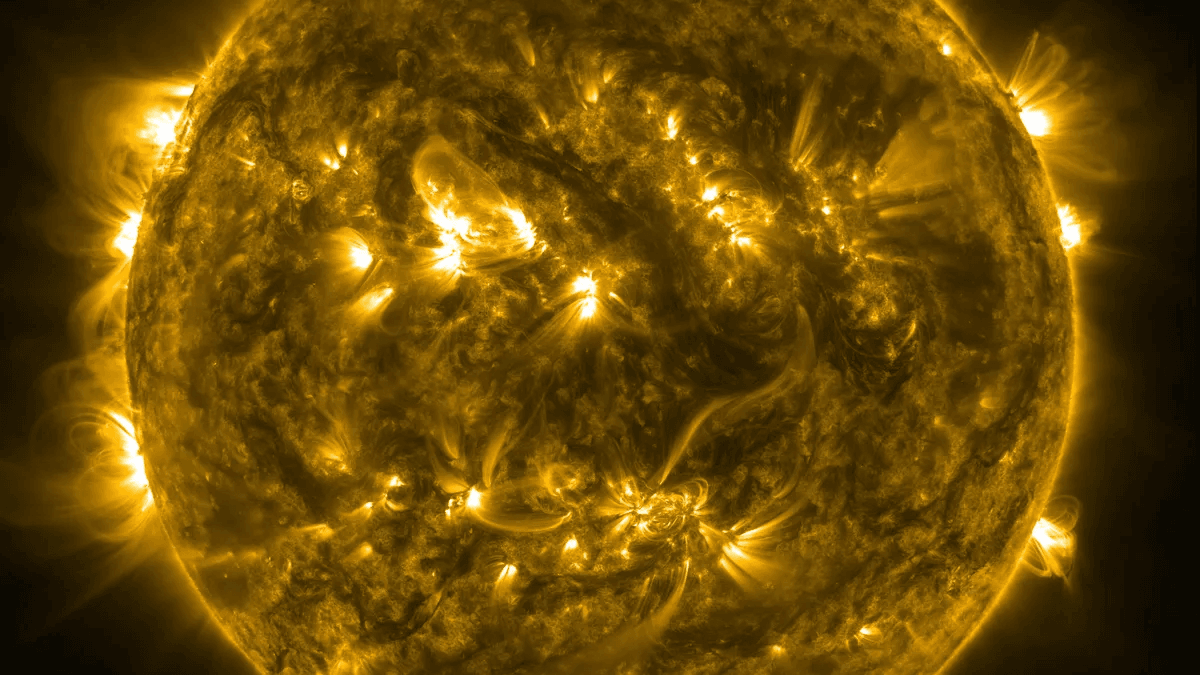 Sun Displays First Sign Of Next Solar Cycle – But We're In The Middle Of This One