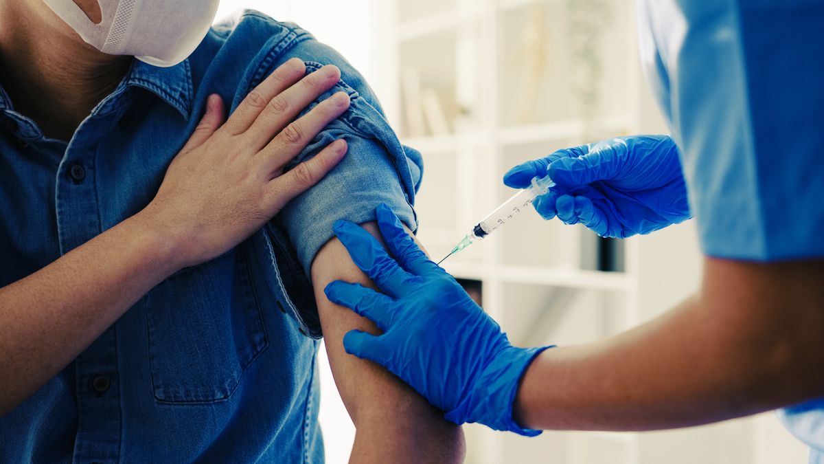 The New Universal Flu Vaccine Scientists Say Could Be Ready In “Five Years Or Less”