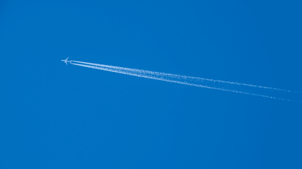 What Are The White Trails Planes Leave Behind? The Damning Science Of Contrails