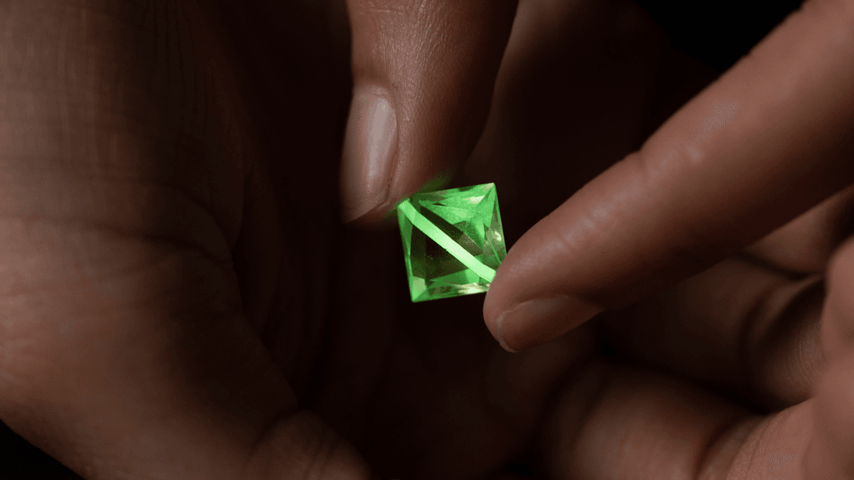 This Glow-In-The-Dark Crystal Is A Dazzling World-First