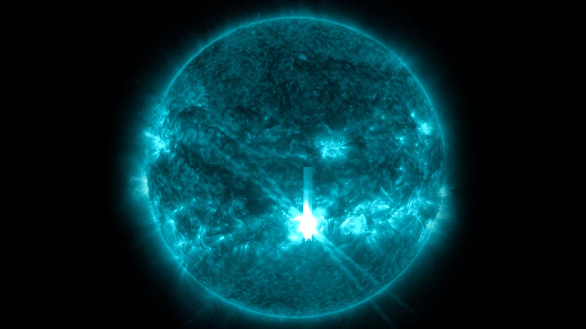 Geomagnetic Storms Imminent After Strongest Solar Flare This Cycle – And For 7 Years