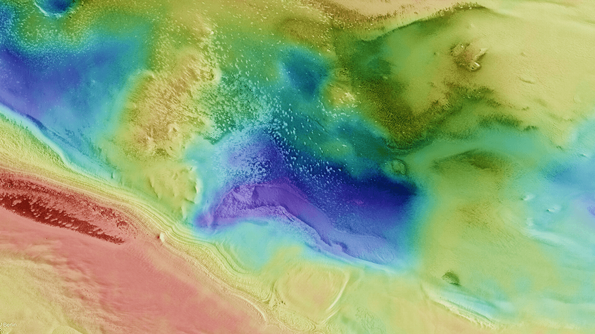Mars Express Sends Back Stunning Images Of The "Cryptic Terrain" On Mars
