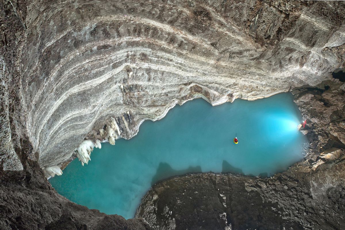 World’s Largest Underground Thermal Lake Is A 138-Meter-Long Dreamy Blue Pool