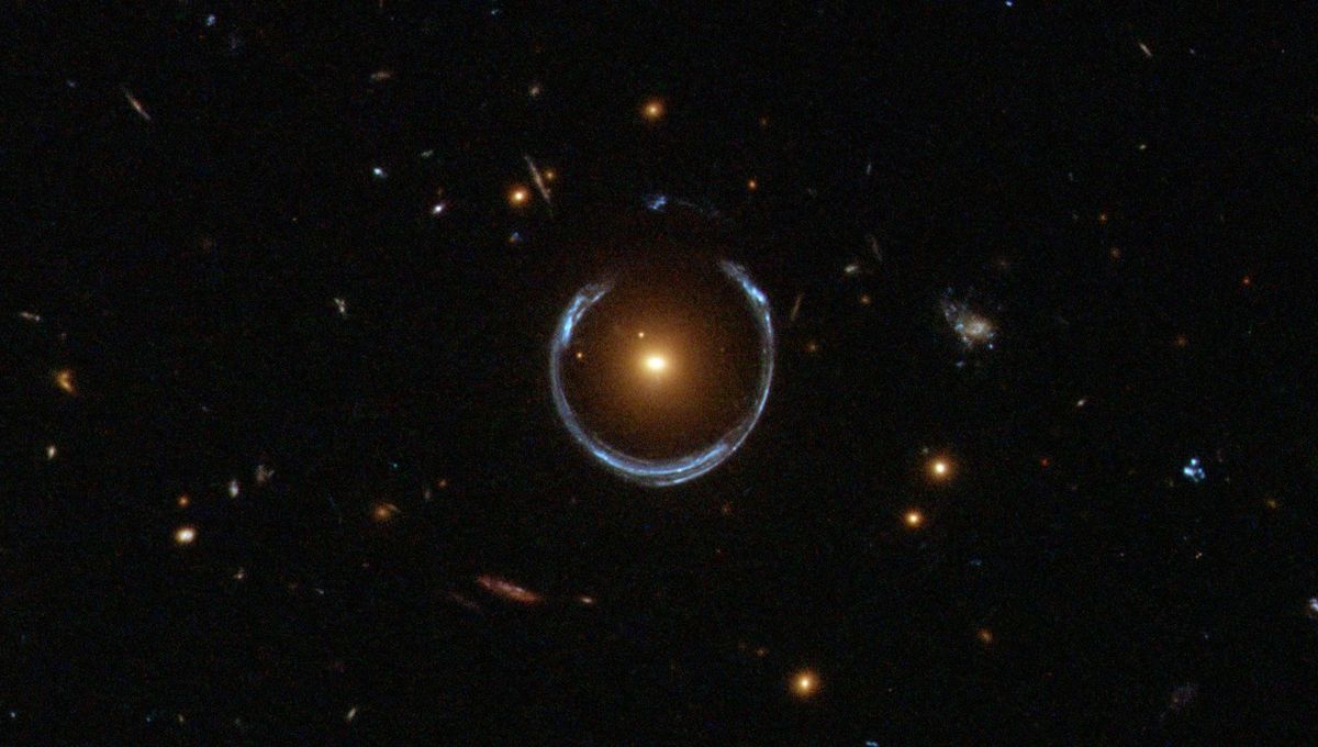 Cosmic Horseshoe