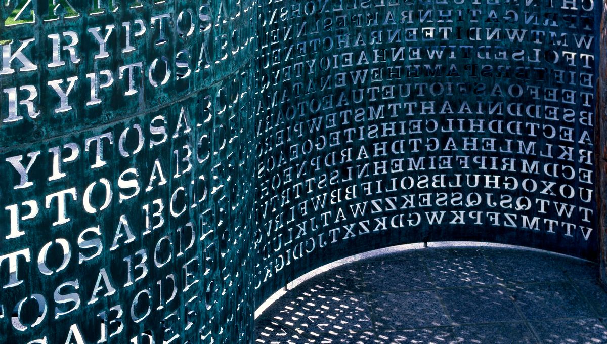 Jawaban Kode Misteri 30 Tahun di Patung Kryptos Dijual di Lelang