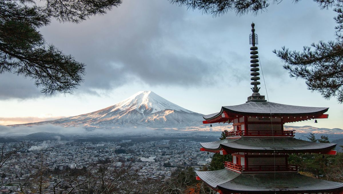 Pemerintah Tokyo Rilis Video Peringatan AI tentang Letusan Gunung Fuji