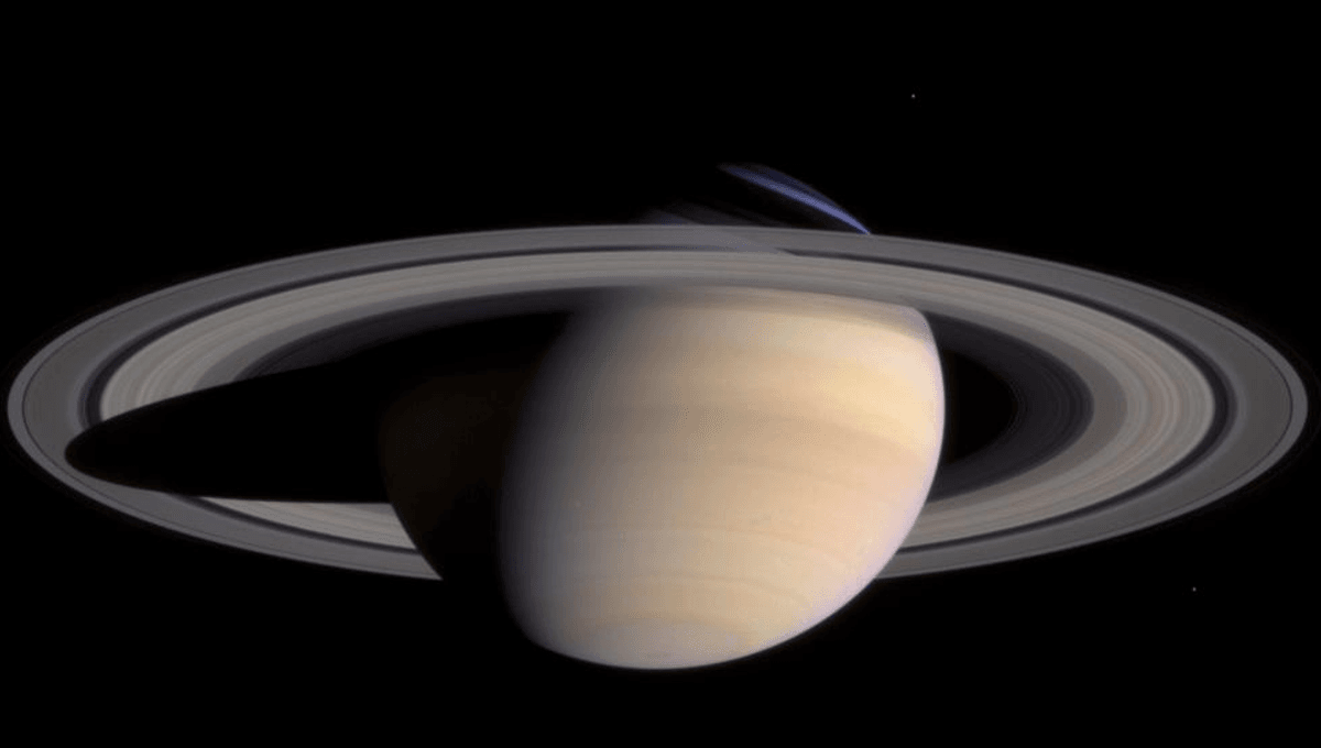 Kita Mulai Melihat Cincin Saturnus Lagi – Nikmati Selama 100 Juta Tahun!