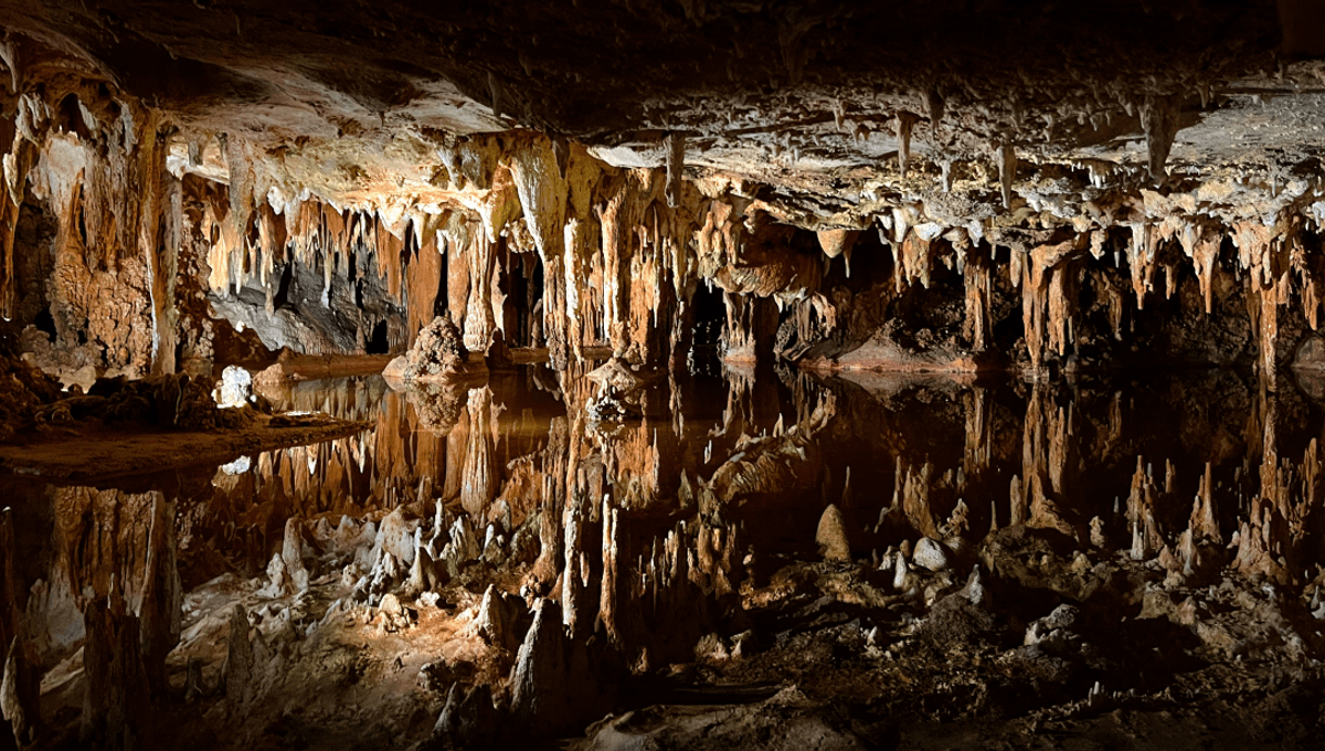 Penemuan Stalagmite Tertua di Gua Oklahoma Berusia 289 Juta Tahun
