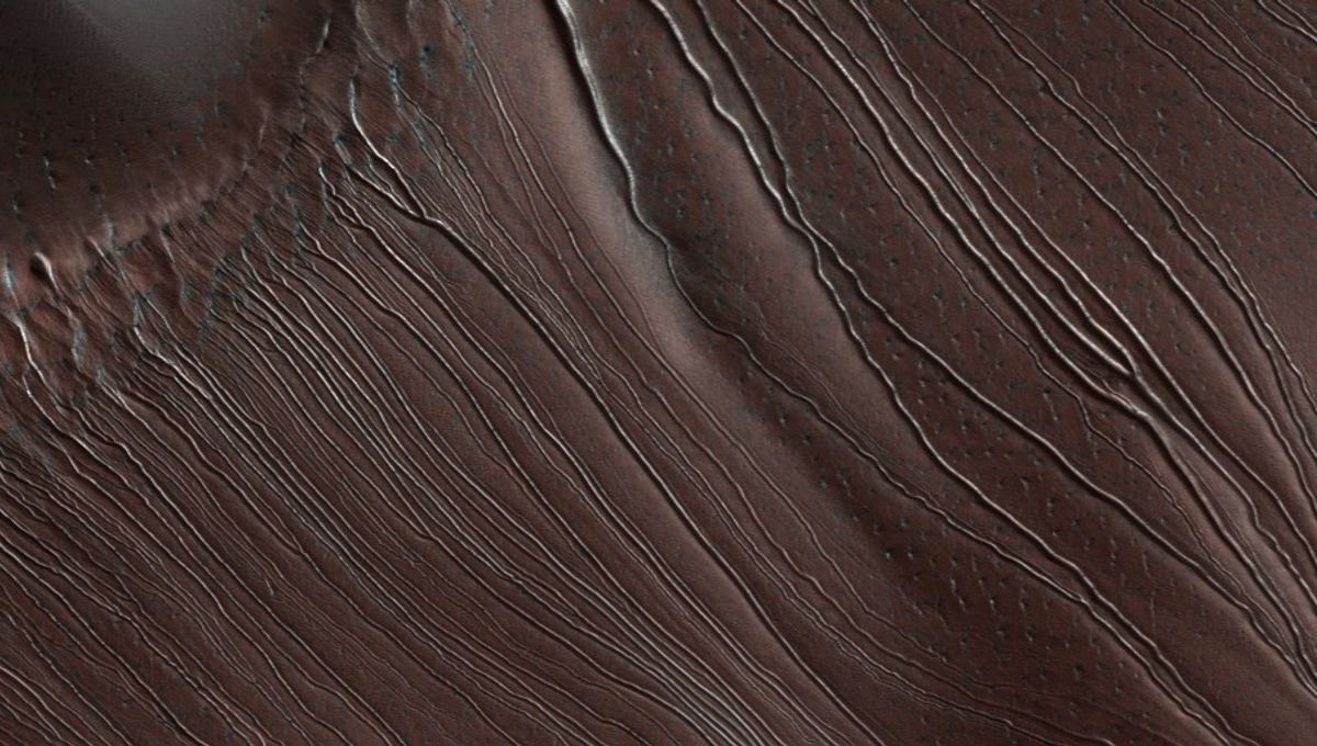 Gullies di Mars Terkesan Terukir – Mungkin Kita Akhirnya Tahu Penyebabnya Gullies di Mars Terkesan Terukir – Mungkin Kita Akhirnya Tahu Penyebabnya