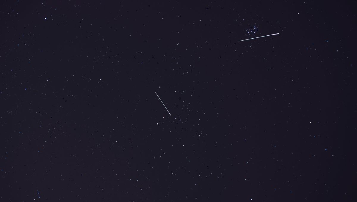 Ledakan Udara, Seperti Tunguska, Tersembunyi di Hujan Meteor Halloween