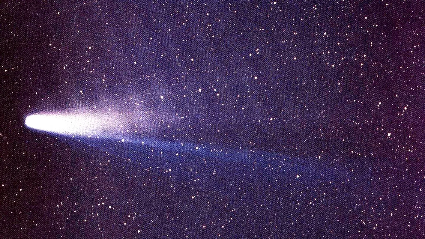 halley-comet-o.webp
