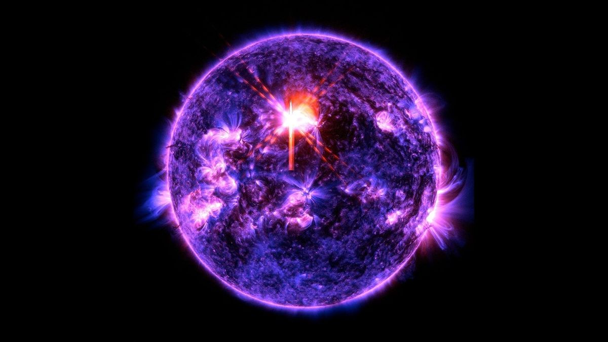Why Is The Sun Throwing Out Such Epic X-Class Solar Flares Right Now – Including One Of The Strongest In 30 Years?