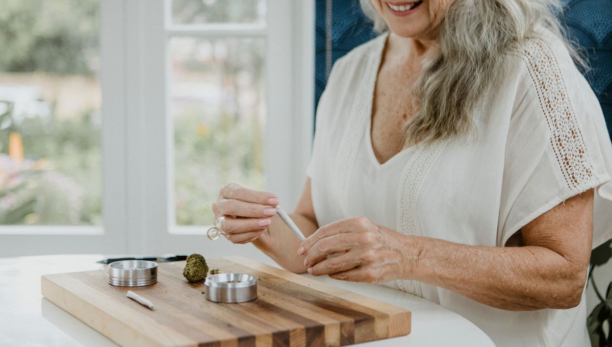 Smoking Cannabis Linked To Larger Brain Volume And Better Cognitive Function Later In Life - IFLScience