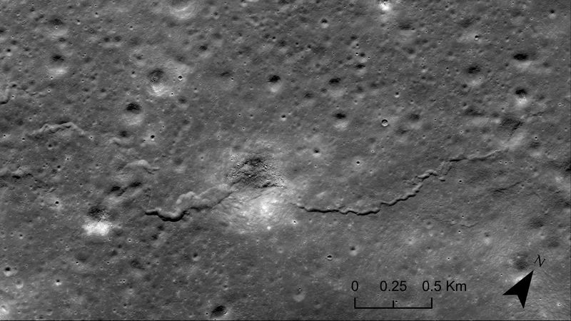 an image of the surface of the moon showing a crack extending for several kilometers