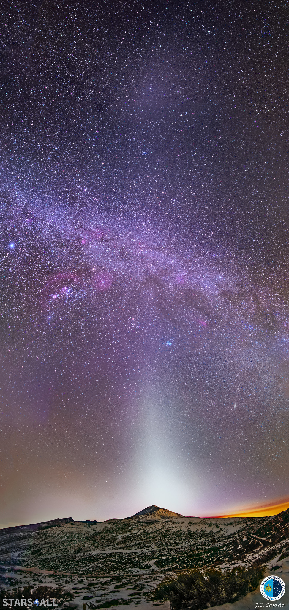 The gegenschein, seen in the sky above the Milky Way, in turn above the zodiacal light, above the Teide volcano in Tenerife The gegenschein, seen in the sky above the Milky Way, in turn above the zodiacal light, above the Teide volcano in Tenerife