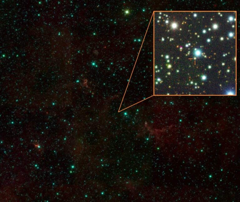 To say Gaia20ehk doesn't stand out in an ordinary view of the sky is putting it mildly. Even in an expanded view it is overshadowed by a much brighter or closer star almost in line with it. To say Gaia20ehk doesn't stand out in an ordinary view of the sky is putting it mildly. Even in an expanded view it is overshadowed by a much brighter or closer star almost in line with it.