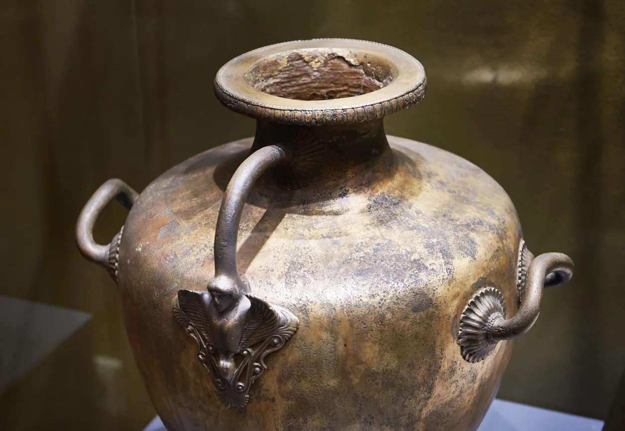 希少!! ​安積蒸溜所 阿尺 ANCIENT No.18034 Giant Bottle Of 2,300-Year-Old Beer, Sealed And Perfectly