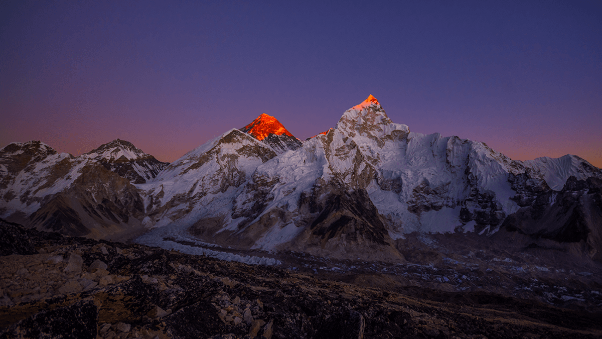 In 1852, Surveyors Found Mount Everest To Be Exactly 29,000 Feet. They Added 2 Extra Feet So People Would Believe Them