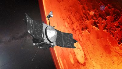 A 3D render of the spacecraft is in black and white over the bright red Mars below