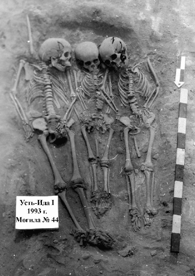 A shared grave of three individuals, two of which were identified from ancient DNA as half-sisters (with a shared mother), aged 9-10 years old and 5-6 years old