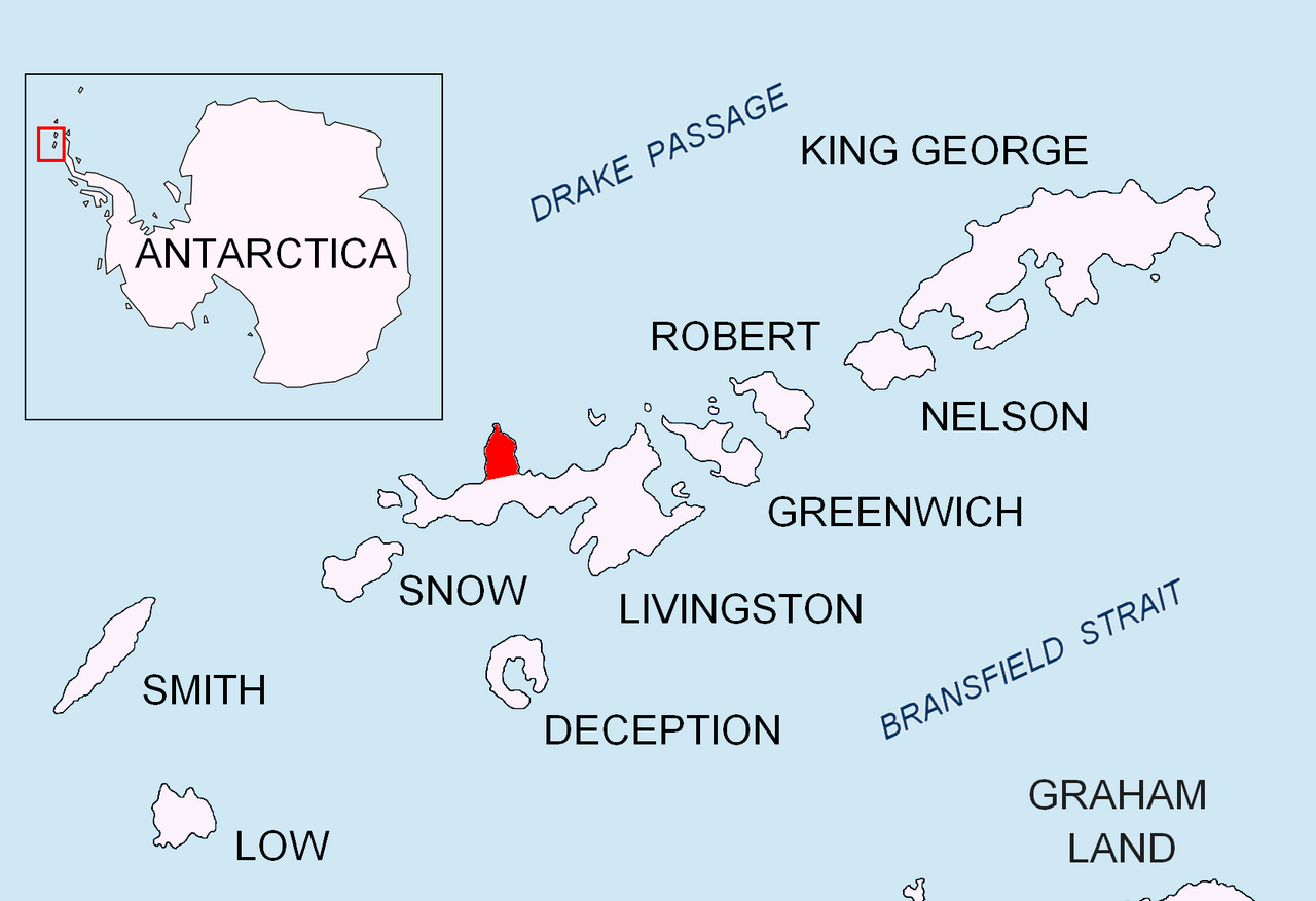This map shows Yámana Beach on the north extremity of Ioannes Paulus II Peninsula, Livingston Island in Antarctica