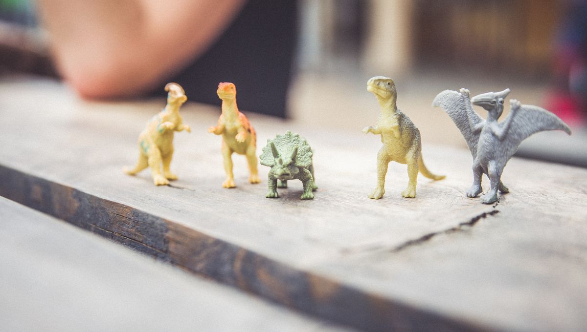 Why Were There No Mouse-Sized Dinosaurs? New Model Suggests Our Distant Mammalian Ancestors Are To Blame