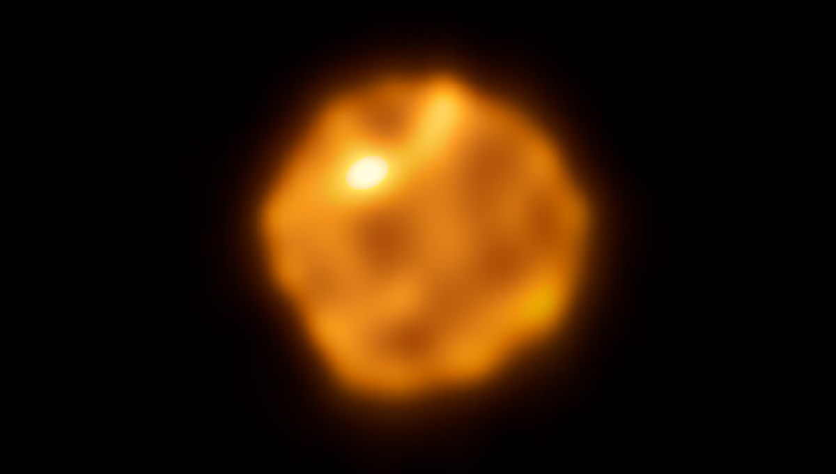 One Of Our Most Detailed Views Yet Of Betelgeuse Reveals Unexpected Long-Lasting Structures In Its Inner Atmosphere