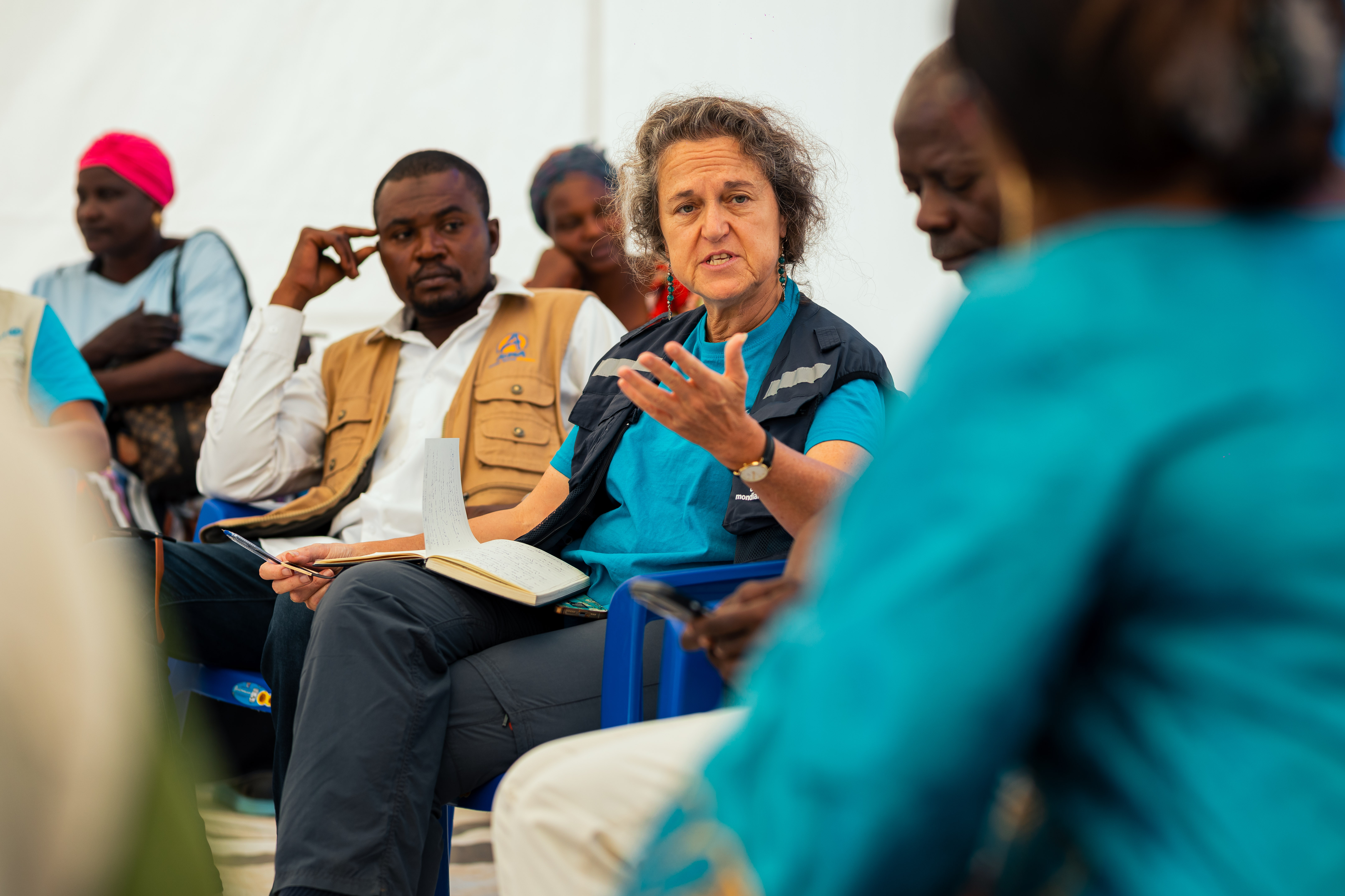 The representatives of WHO, UNICEF, and WFP, alongside the health authorities, met with the local teams supporting the ongoing Ebola response in Lita. The representatives of WHO, UNICEF, and WFP, alongside the health authorities, met with the local teams supporting the ongoing Ebola response in Lita.