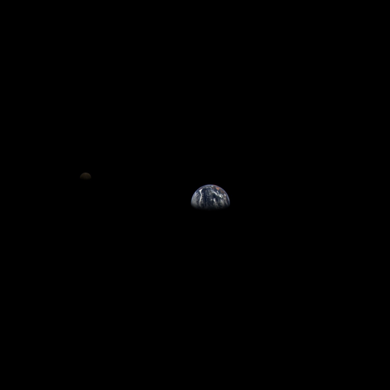 photo of earth and the moon taken by juice