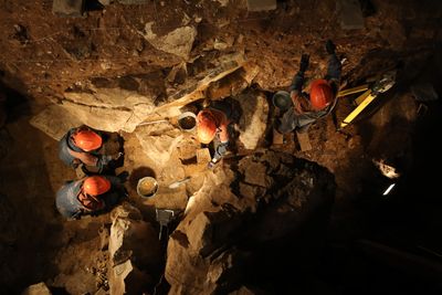 Excavations in the South Chamber of Denisova Cave, 2020.