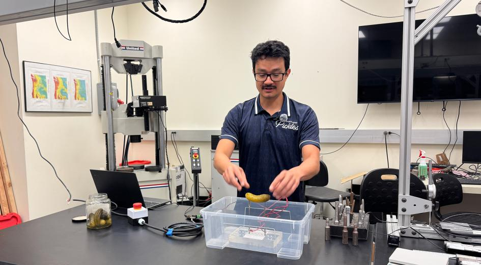 Dr Josh Méndez broke out the high tech to run a current through a pickle and see why one end glows Dr Josh Méndez broke out the high tech to run a current through a pickle and see why one end glows