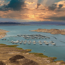 Sunset over Lake Mead, the largest US revoir.